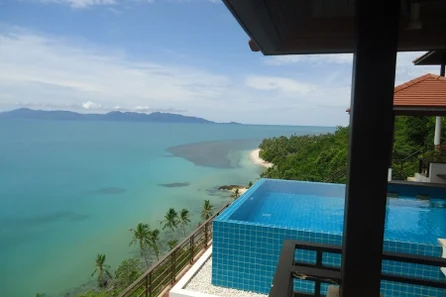 Exceptional Panoramic Views from this Ocean Front Villa On 2 Rai at Ban Tai, Maenam Beach