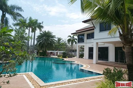 Baan Dusit Pattaya Lake | Beautiful Four Bedroom Pool Villa with Waterfall and Extra for Sale in Na  Jomtien